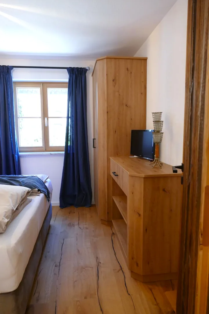 Ferienwohnung Sylvenstein Schlafzimmer